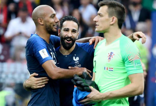 从赞助商撤 从赞助商撤