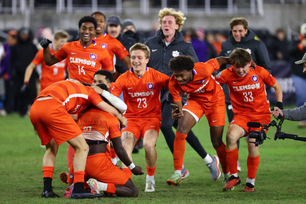 欧洲足坛的 欧洲足坛的