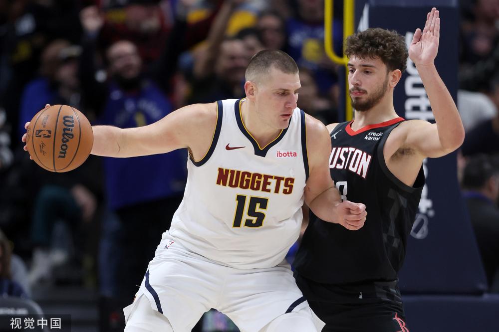 界人士和粉 界人士和粉